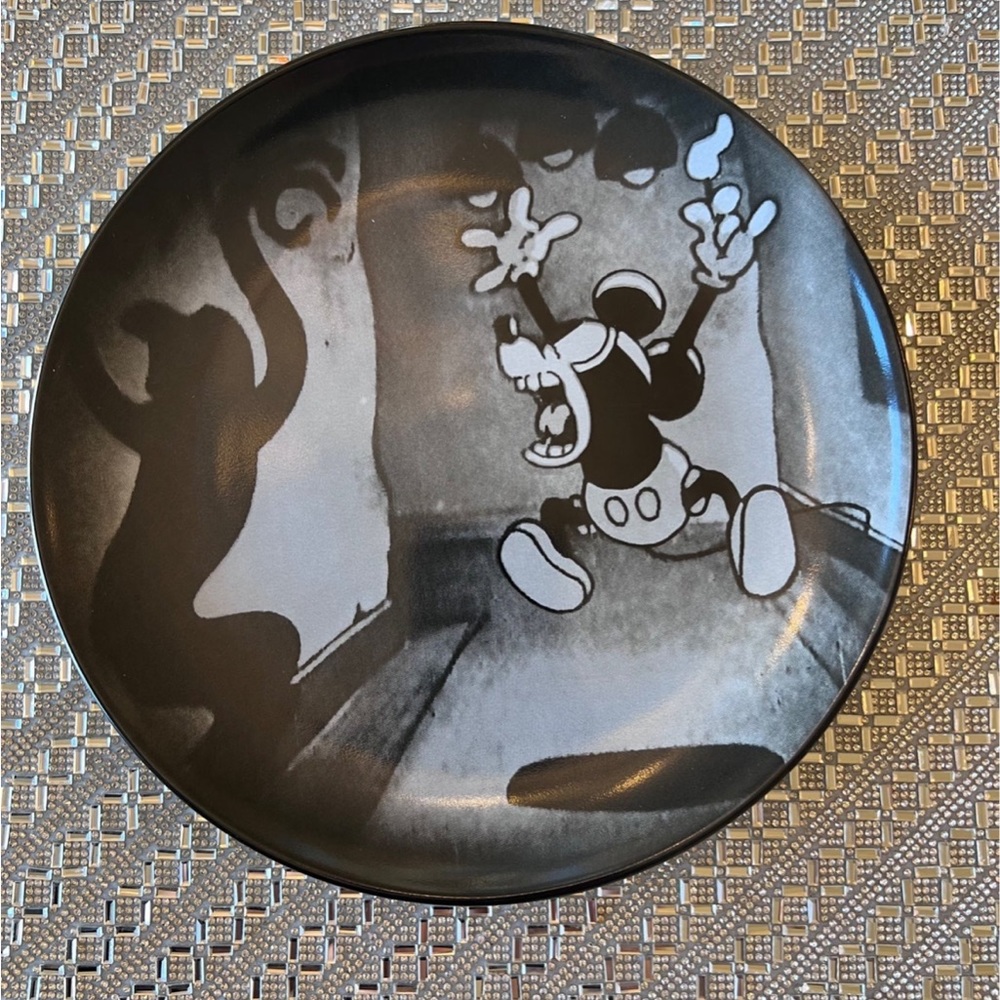 ☠️ DISNEY A Silly Symphony The Skeleton Dance Mickey Halloween Plates Plate Set - Picture 10 of 11
